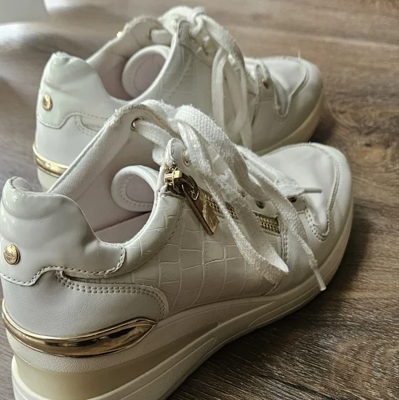 ALDO Women's White Wedge Sneakers - Picture 6 of 14